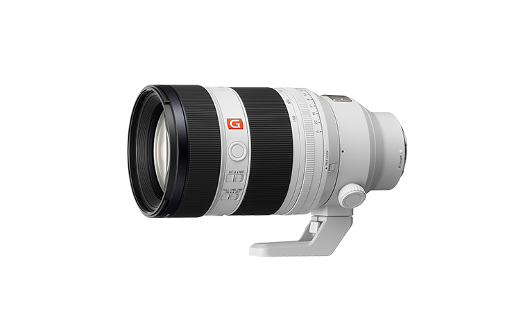 Vista lateral del lente Sony SEL400800G